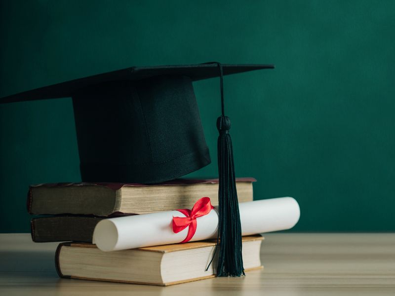 pós-graduação é especialização e diferença