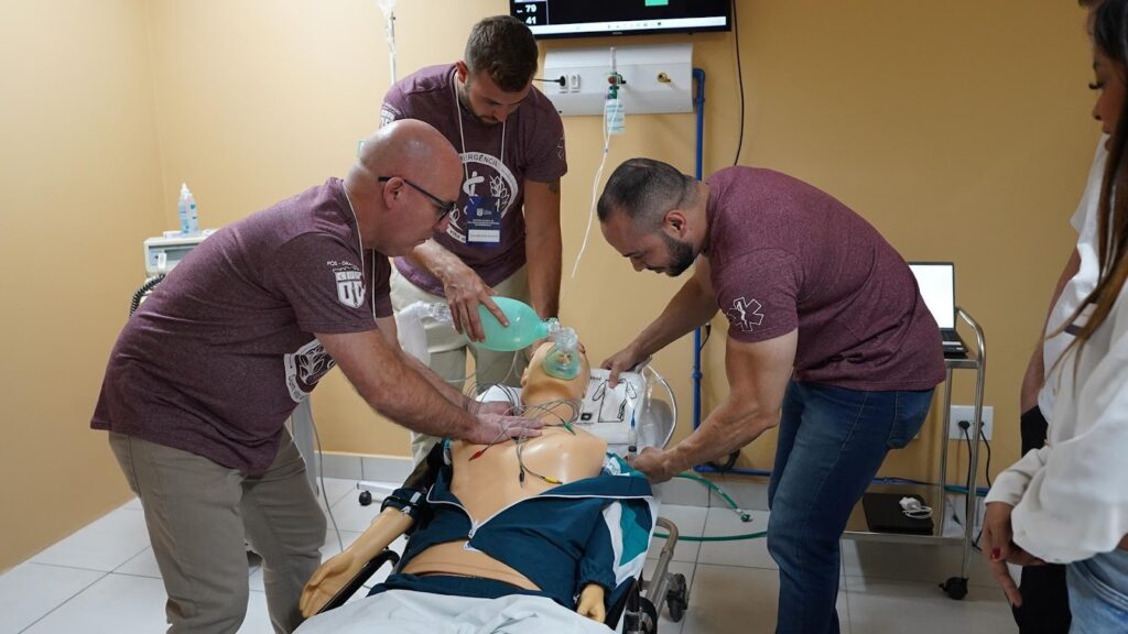 Médicos na Pós-Graduação em Medicina Intensiva
