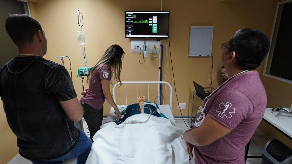 Médicos na Pós-Graduação em Medicina Intensiva