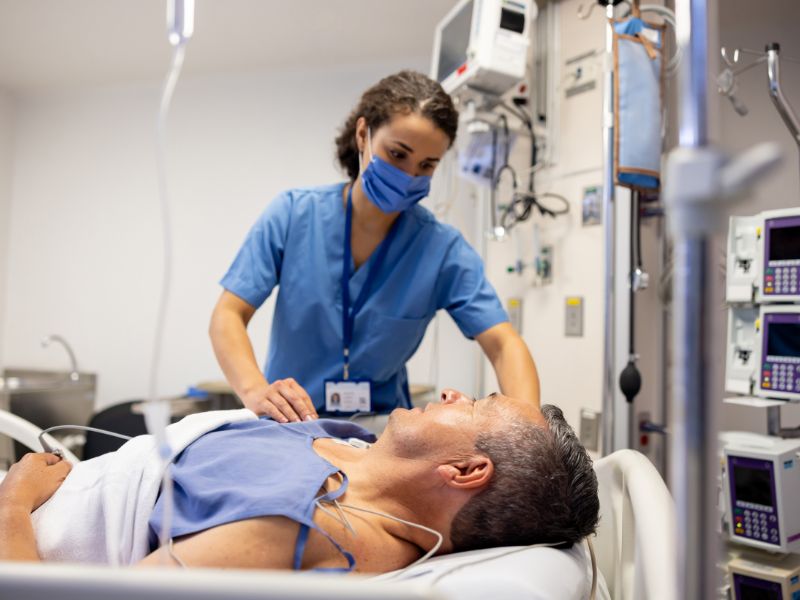 medicina intensiva o que faz