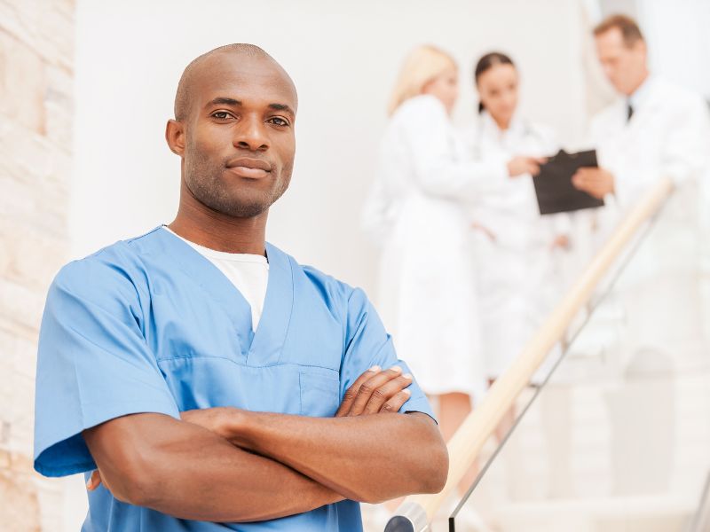quanto ganha um médico perito