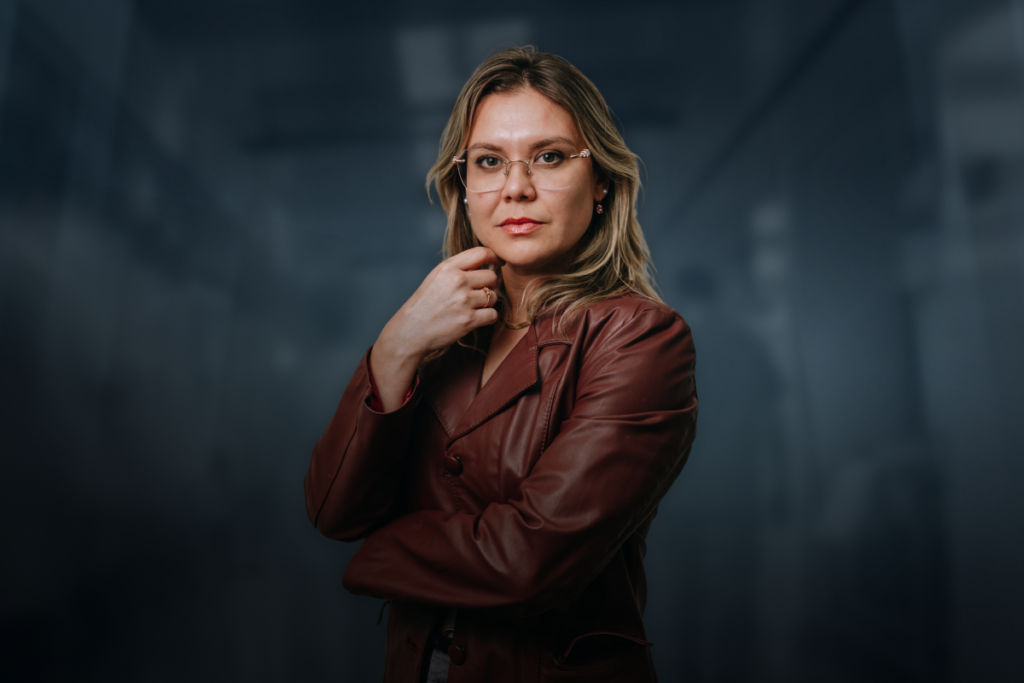 dr. gabriela hoehr