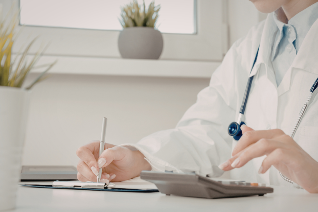 Médico PJ ou CLT