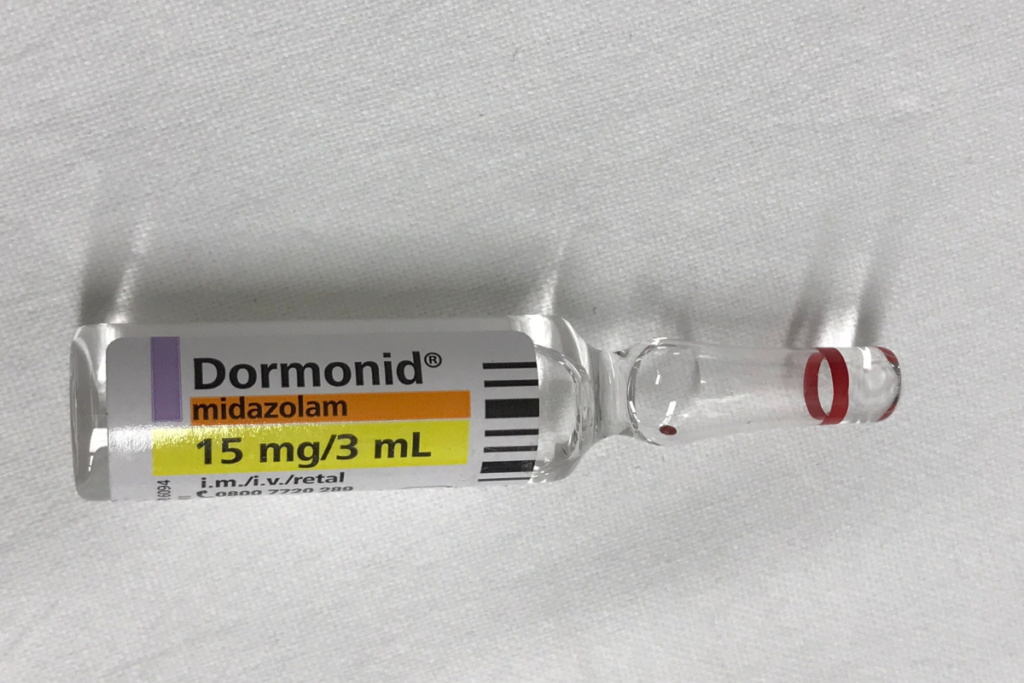 midazolam sedação doses
