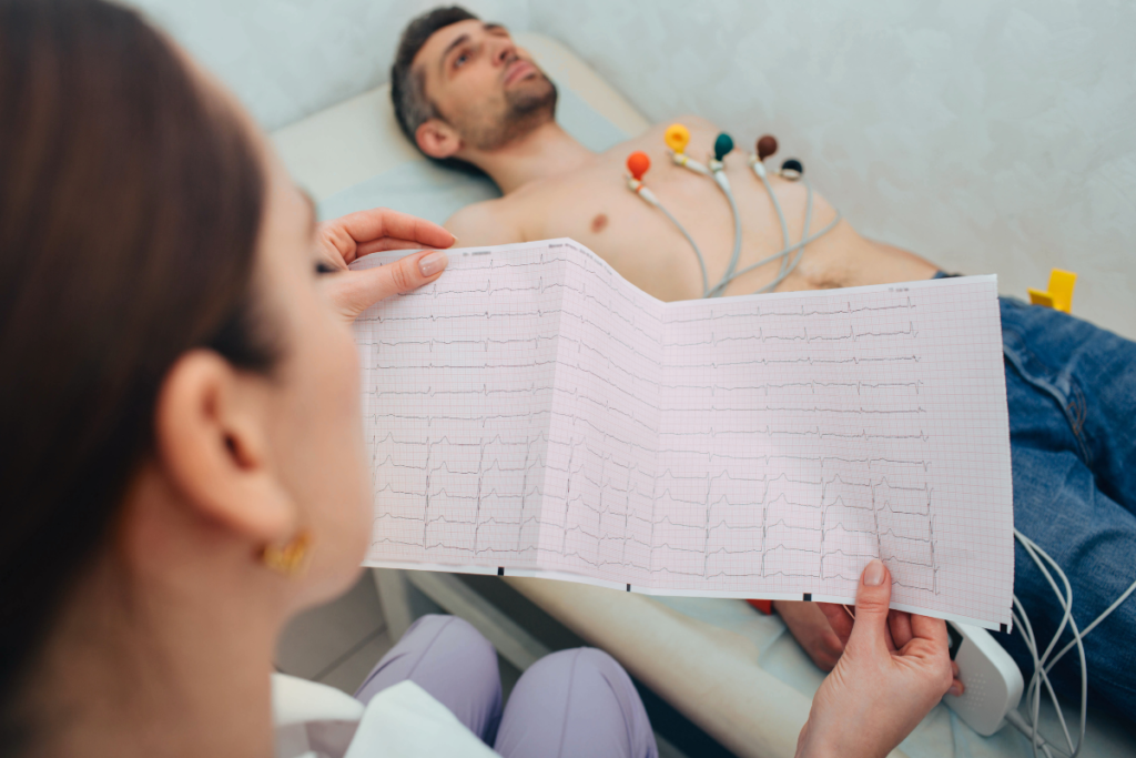 sobrecarga ventricular no ECG