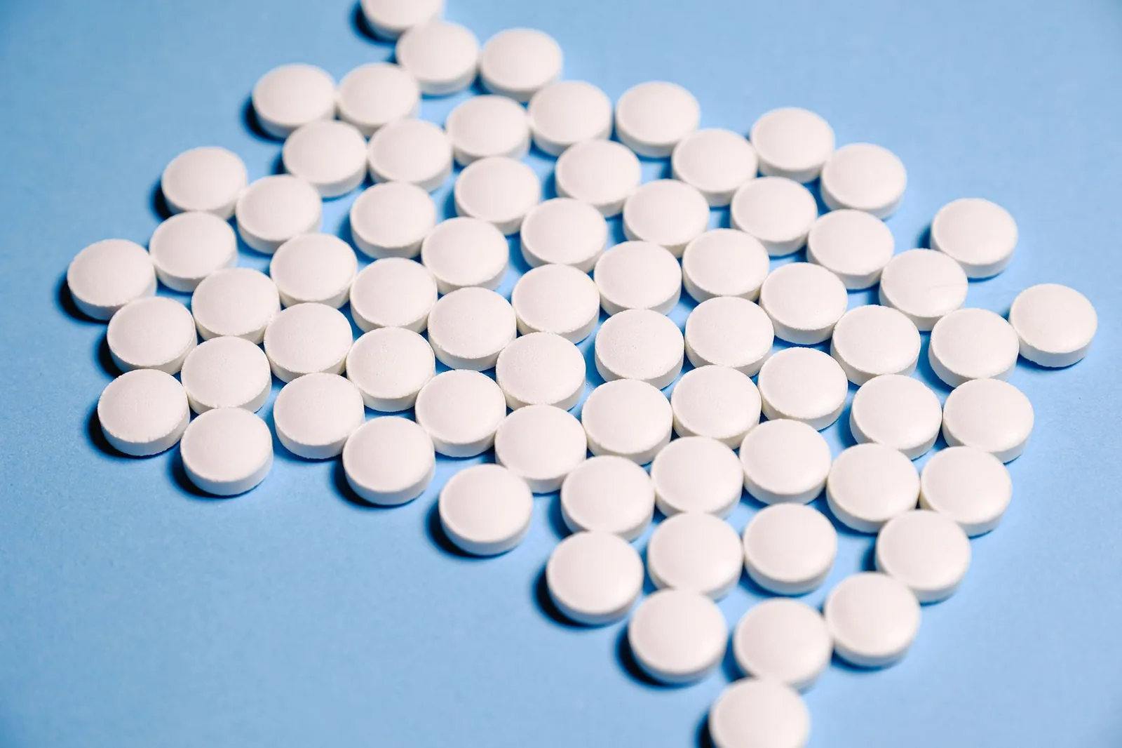 A escada analgésica orienta a prescrição de opioides na dor.