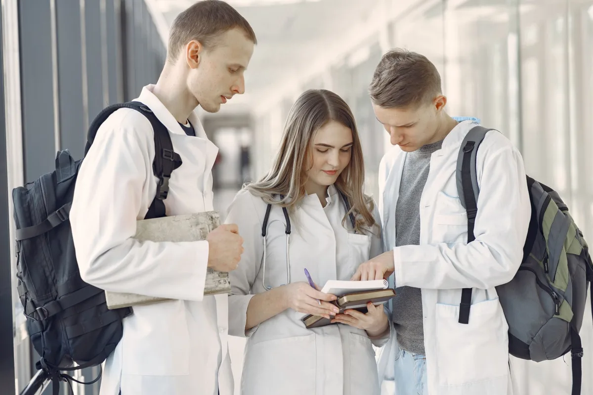 crescimento das escolas de medicina no Brasil