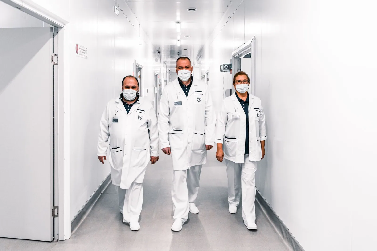 médicos estrangeiros no Brasil
