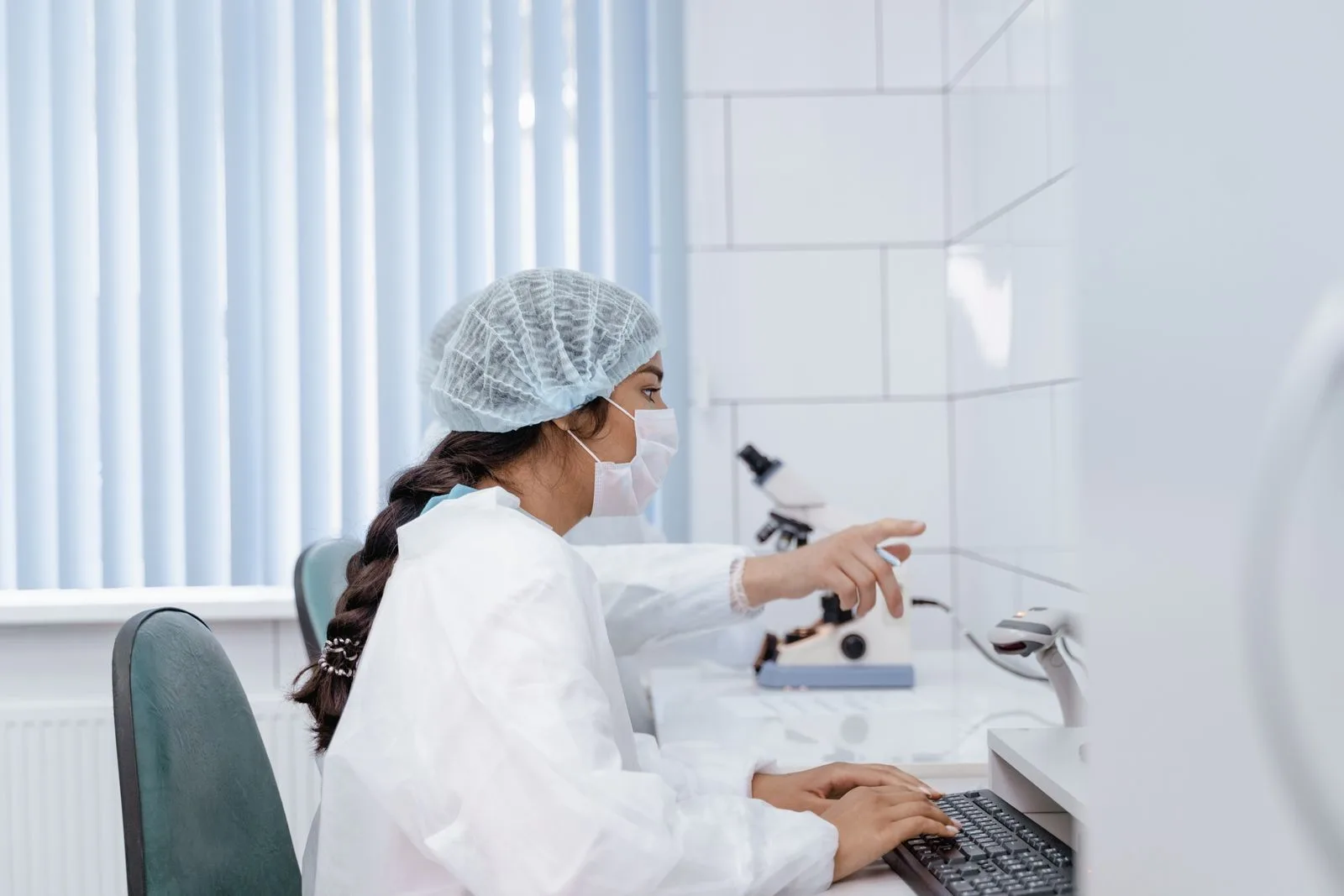 médico na indústria farmacêutica
