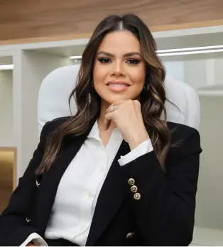 Dra Isabela Dantas